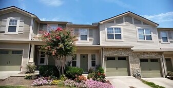 2716 Nashboro Blvd in Nashville, TN - Building Photo