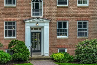 40 Browne St in Brookline, MA - Building Photo - Building Photo