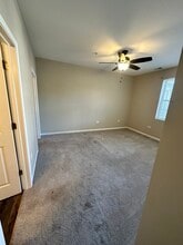2220 Aurora Dr in Pingree Grove, IL - Building Photo - Building Photo