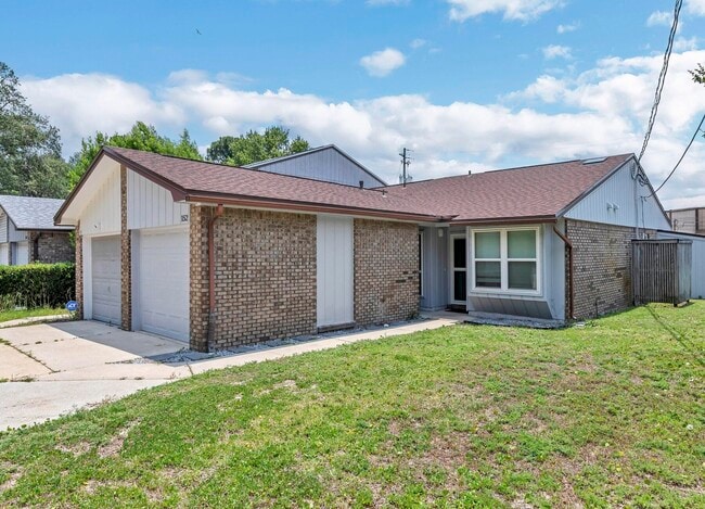 152 Opp Blvd NE in Fort Walton Beach, FL - Building Photo - Building Photo