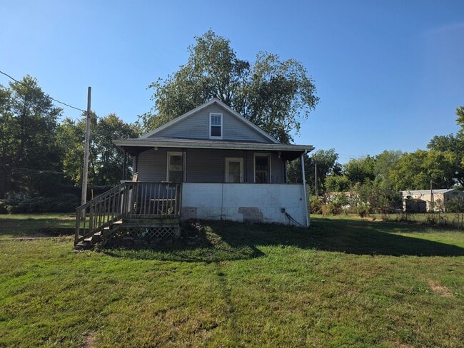 property at 3044 E Carpenter St