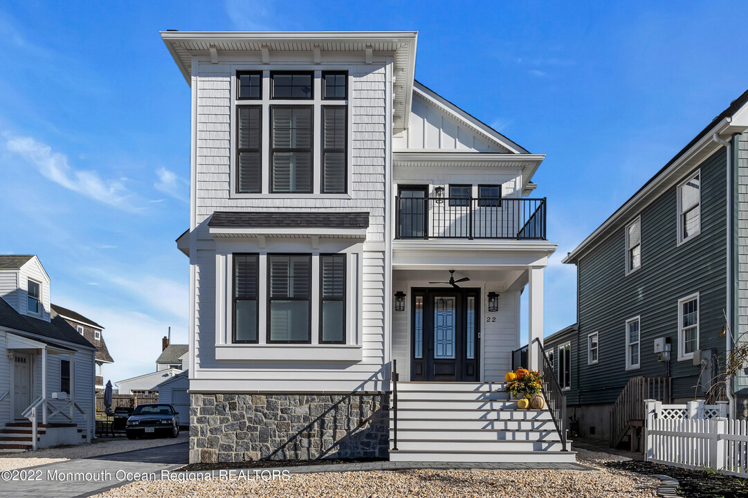 22 2nd Ave in Manasquan, NJ - Foto de edificio