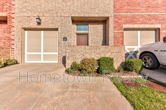 459 S Fretz Ave in Edmond, OK - Building Photo - Building Photo