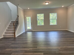 303 Aster Bloom Ln in Raleigh, NC - Building Photo - Building Photo
