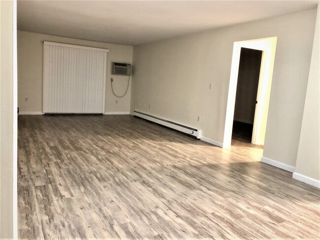 5 Autumn Leaf Dr, Unit 21