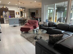 1917 Pamlynne Pl in Windermere, FL - Building Photo - Building Photo