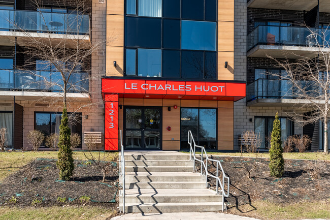 1213 Charles-Huot Av in Québec, QC - Building Photo - Building Photo