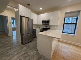 84 Van Wagenen Ave in Jersey City, NJ - Building Photo