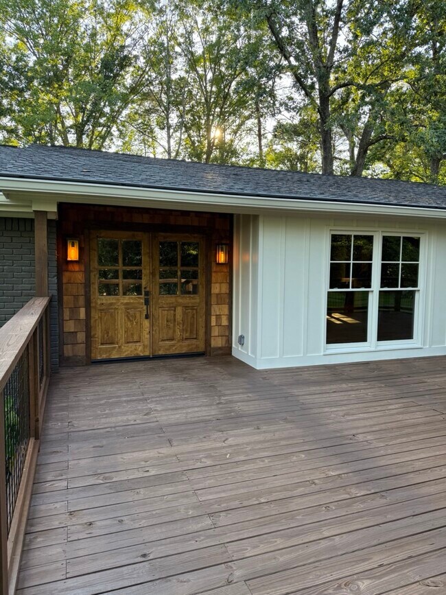 233 Ranchwood Trail in Woodstock, GA - Building Photo - Building Photo