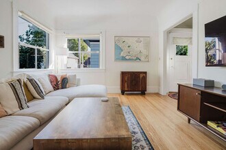 3791 Latimer Pl in Oakland, CA - Building Photo - Building Photo