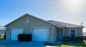 207 Cultural Park Blvd in Cape Coral, FL - Building Photo