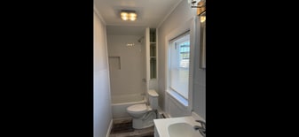127 Portland St, Unit Unit 2 in Haverhill, MA - Building Photo