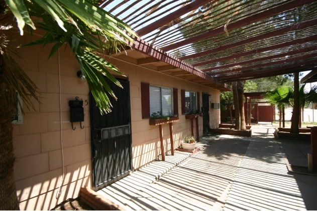 2113 Donna St in North Las Vegas, NV - Foto de edificio