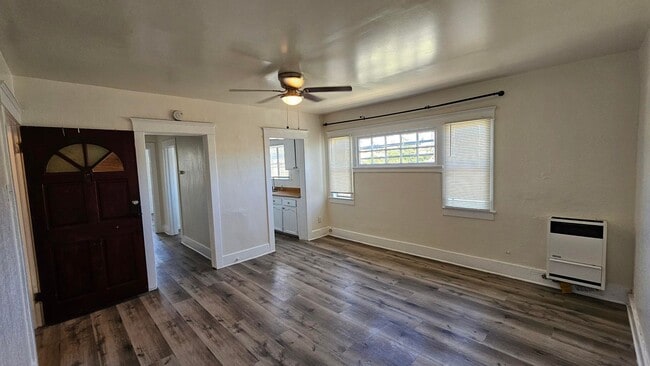 519 E 17th St in Long Beach, CA - Building Photo - Building Photo