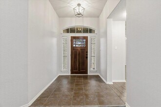 14301 Rountree Ranch Ln in Austin, TX - Foto de edificio - Building Photo