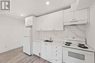 1305 St Clair Ave W in Toronto, ON - Building Photo - Building Photo