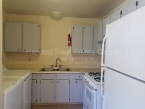 1253 73rd Ave in Oakland, CA - Building Photo - Building Photo