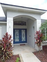 5815 Heronview Cres Dr in Lithia, FL - Building Photo - Building Photo