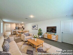 534 Chevre Rd in New Braunfels, TX - Building Photo - Building Photo