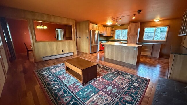 1353 M St in Anchorage, AK - Building Photo - Building Photo