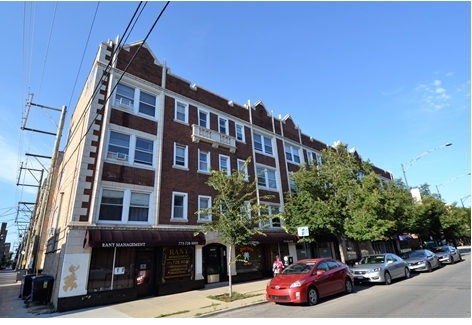 1946 W Montrose Ave in Chicago, IL - Foto de edificio