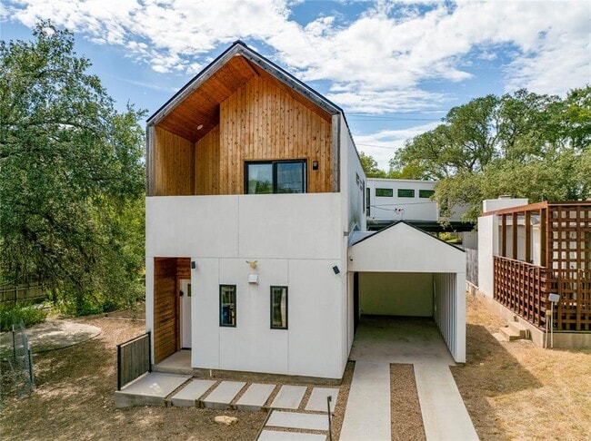 property at 2801 Cedarview Dr