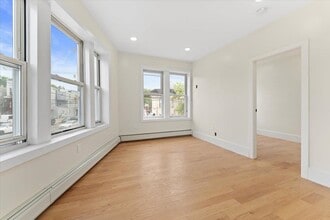 2321 John F. Kennedy Blvd in Jersey City, NJ - Building Photo - Building Photo