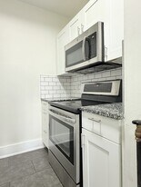 1469 Ottawa St in Windsor, ON - Building Photo
