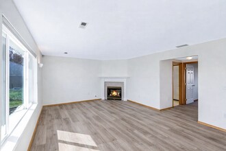 18624 E 8th Ave in Spokane Valley, WA - Building Photo - Building Photo