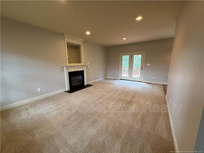 70 Carter Dr in Sanford, NC - Building Photo - Building Photo