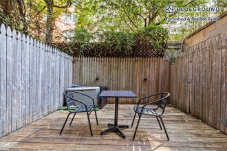 515 W 47th St in New York, NY - Building Photo - Building Photo