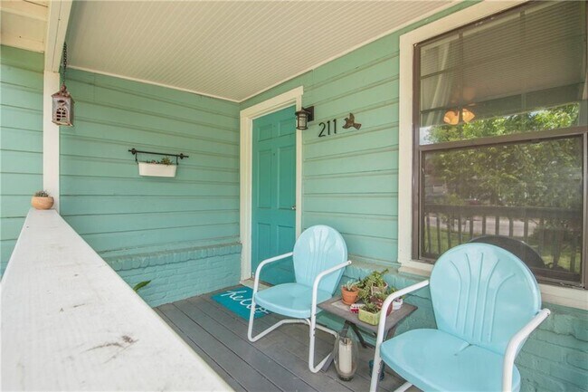 211 W 55th St in Austin, TX - Building Photo - Building Photo