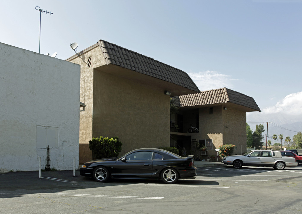 10120 Foothill Blvd in Rancho Cucamonga, CA - Building Photo