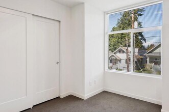 1927 N 50th St in Seattle, WA - Building Photo - Building Photo