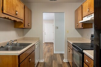 2295 Nannas Loop in Tallahassee, FL - Building Photo - Building Photo
