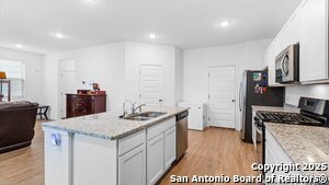 5518 Fossil Wy in San Antonio, TX - Building Photo - Building Photo