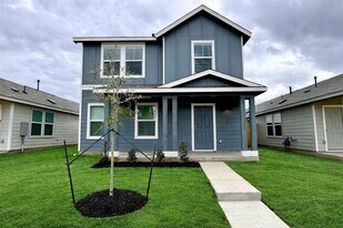 554 Sormonne Lp in Kyle, TX - Building Photo