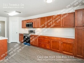 311 Trimble Dr in Elon, NC - Building Photo - Building Photo