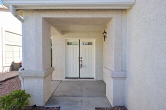 1811 Falling Tree Ave in North Las Vegas, NV - Building Photo - Building Photo