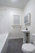 Leeward Apts...New York Style..Gorgeous Newly Remodeled! in Los Angeles, CA - Building Photo - Interior Photo