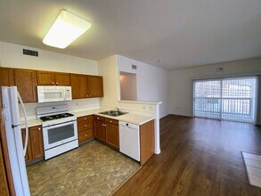 8765 W Berry Ave in Denver, CO - Building Photo - Building Photo