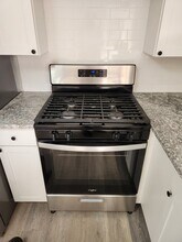 414 Lincoln Ave in Springdale, PA - Foto de edificio - Building Photo