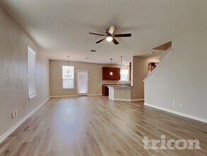 2631 Green Leaf Way, Unit 3113 in San Antonio, TX - Building Photo - Building Photo