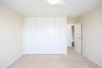 Maxon Towers in Squirrel Hill, PA - Building Photo - Interior Photo