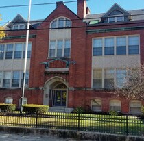 41 Prospect St in Webster, MA - Building Photo