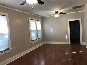 542 Elm St in Buffalo Gap, TX - Building Photo - Building Photo