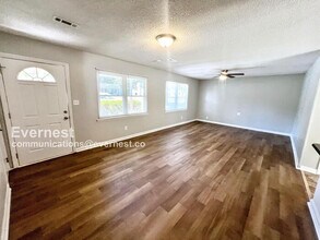 14005 Glenview Dr SW in Huntsville, AL - Building Photo - Building Photo