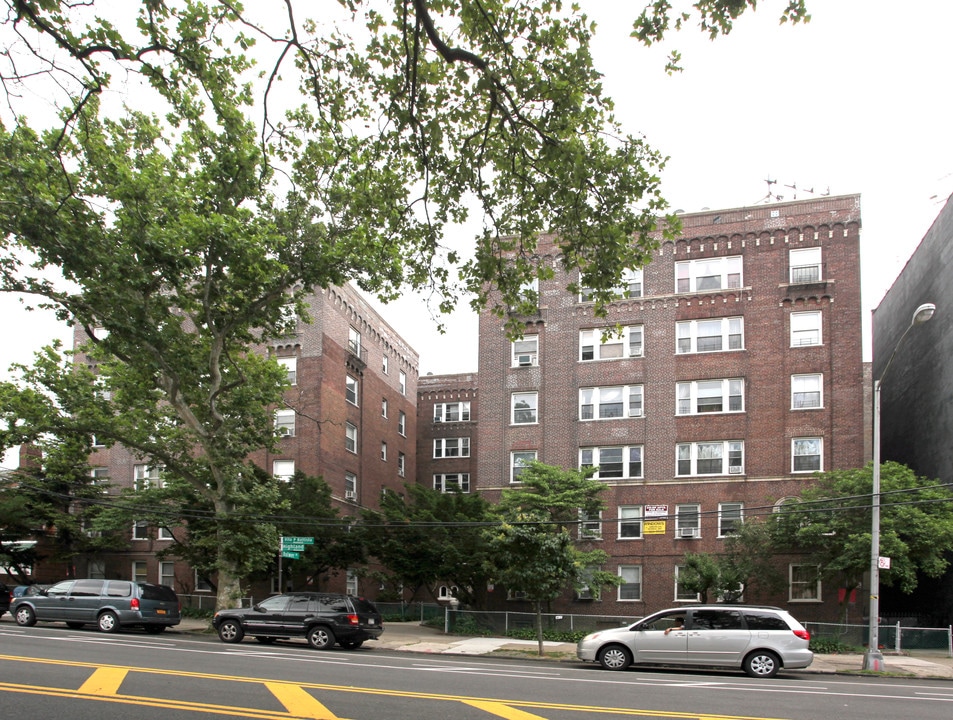 224 Highland Blvd in Brooklyn, NY - Building Photo