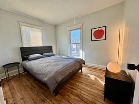 1400 Bemis St SE in Grand Rapids, MI - Building Photo