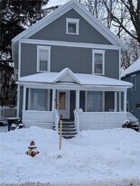 77 Lincoln Ave in Cortland, NY - Building Photo